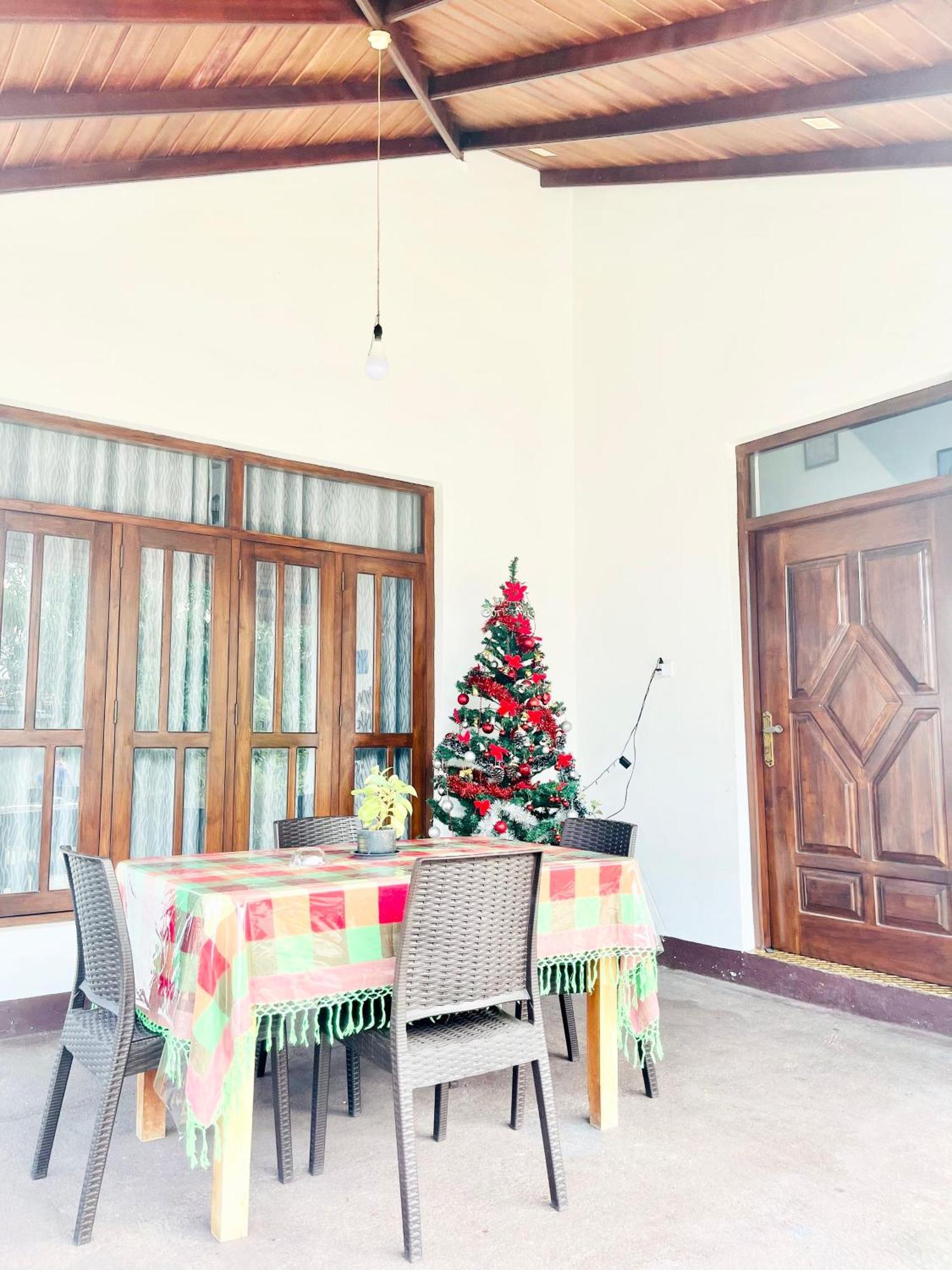 Sebastian Family Villa Negombo Exterior foto