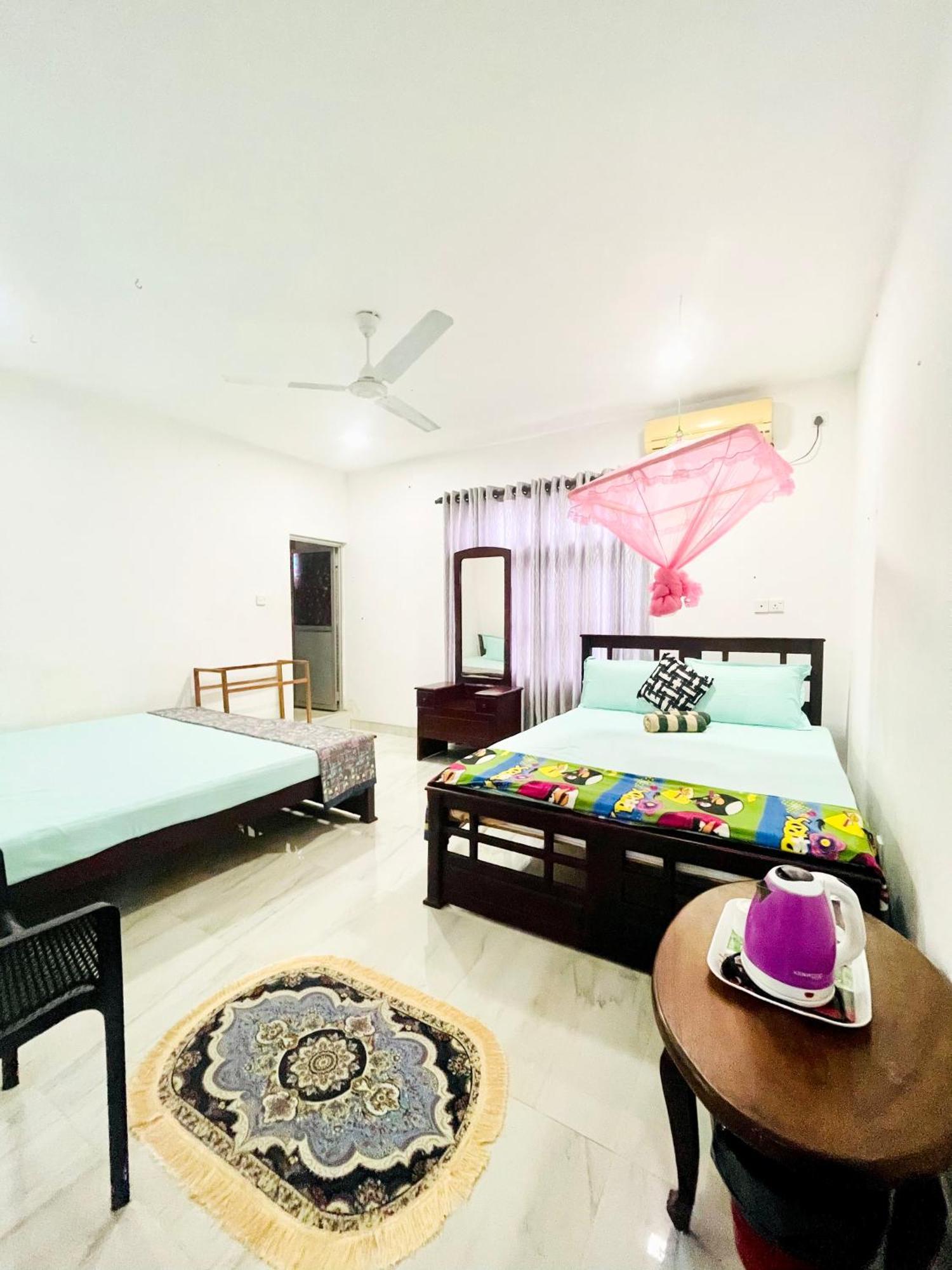 Sebastian Family Villa Negombo Exterior foto